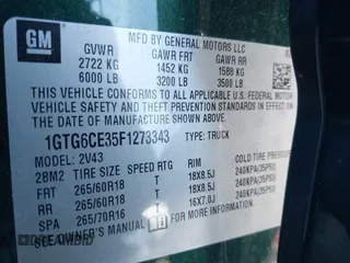 2015 GMC Canyon 4WD SLT with VIN 1GTG6CE35F1273343, listed as a IAAI auction lot 41683758 with 77,911 mi miles. Bid and sale history available at carsss.com. Image 9.