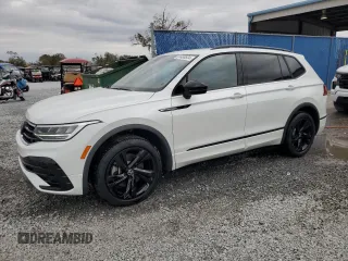 2024 Volkswagen Tiguan SE R-Line Black с VIN 3VVCB7AX5RM053056, выставлен на аукционе Copart как лот 81480834 с пробегом 4 523 миль миль и На запчасти • Non repairable. История ставок и продаж доступна на DreamBid. Изображение 1.