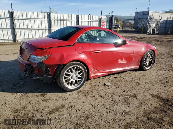 2006 Mercedes-Benz SLK 280 с VIN WDBWK54F86F123663, выставлен на аукционе Copart как лот 49742365 с пробегом 207 744 миль миль и Списание • Salvage title. История ставок и продаж доступна на DreamBid. Изображение 3.