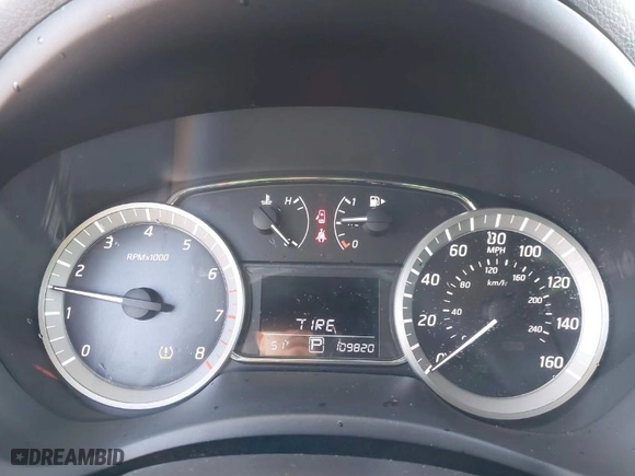 2015 Nissan Sentra S with VIN 3N1AB7AP0FY352161, listed as a IAAI auction lot 41459941 with 109,820 mi miles. Bid and sale history available at carsss.com. Image 7.