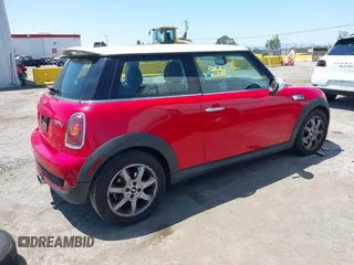 2009 MINI Hardtop S with VIN WMWMF73529TW84638, listed as a IAAI auction lot 42565544 with 60,721 mi miles and . Bid and sale history available at DreamBid. Image 4.