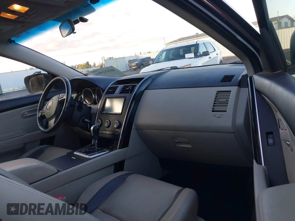 2008 Mazda CX-9 Grand Touring with VIN JM3TB38A280163645, listed as a IAAI auction lot 40931904 with 190,005 mi miles and . Bid and sale history available at DreamBid. Image 5.