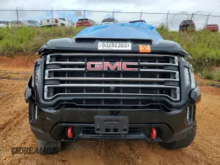 2020 GMC Sierra 2500HD AT4 z VIN 1GT49PEY5LF221464, wystawiony jako Copart lot #63282303 z przebiegiem 32 201 mil mil oraz Szkoda całkowita • Salvage title. Historia ofert i sprzedaży dostępna na DreamBid. Obrazek 5.