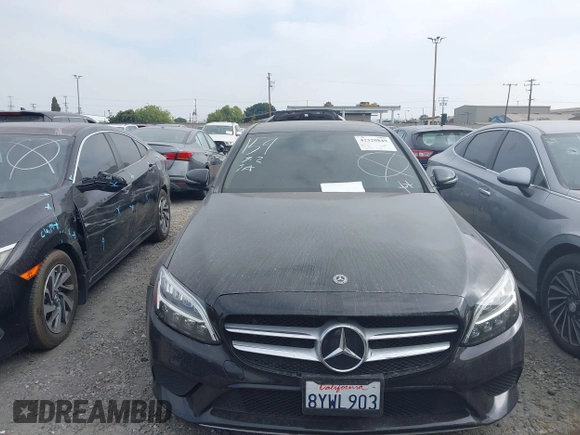 2020 Mercedes-Benz C 300 z VIN W1KWF8DB5LR592259, wystawiony jako IAAI lot #42320848 z przebiegiem 63 795 mil mil oraz . Historia ofert i sprzedaży dostępna na DreamBid. Obrazek 12.