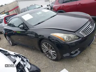 2011 Infiniti G37 with VIN JN1CV6FE5BM953841, listed as a IAAI auction lot 41184502 with 96,000 mi miles. Bid and sale history available at carsss.com. Image 1.