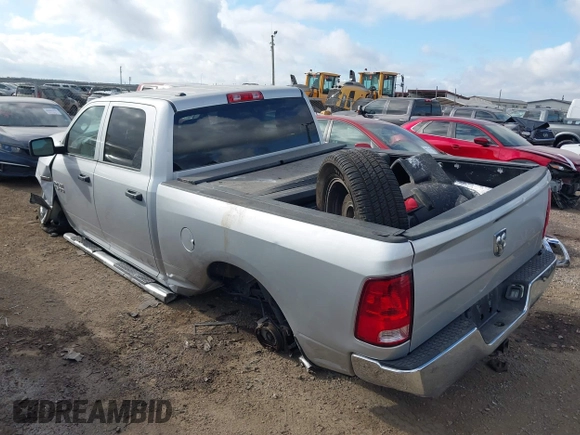 2013 Ram 1500 Tradesman z VIN 1C6RR6ST6DS661539, wystawiony jako IAAI lot #40647251 z przebiegiem 152 279 mil mil oraz . Historia ofert i sprzedaży dostępna na DreamBid. Obrazek 3.