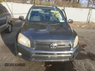 2008 Toyota RAV4 Sport with VIN JTMBK32V585065714, listed as a IAAI auction lot 41014206 with 200,648 mi miles. Bid and sale history available at carsss.com. Image 12.