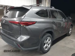 2021 Toyota Highlander L with VIN 5TDCZRBH2MS146641, listed as a IAAI auction lot 42237613 with 68,480 mi miles and . Bid and sale history available at DreamBid. Image 4.