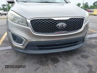 2016 Kia Sorento LX with VIN 5XYPGDA51GG012335, listed as a IAAI auction lot 42224249 with 166,752 mi miles and . Bid and sale history available at DreamBid. Image 6.