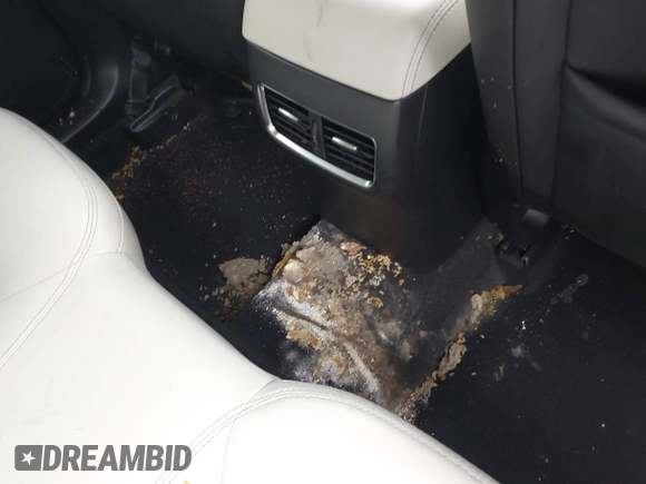 2019 Mazda CX-5 Grand Touring with VIN JM3KFBDM8K0693622, listed as a IAAI auction lot 42503818 with 60,812 mi miles and . Bid and sale history available at DreamBid. Image 16.