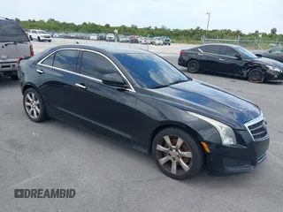 2014 Cadillac ATS Standard RWD z VIN 1G6AA5RXXE0172366, wystawiony jako IAAI lot #39400832 z przebiegiem 177 624 mil mil oraz . Historia ofert i sprzedaży dostępna na DreamBid. Obrazek 1.