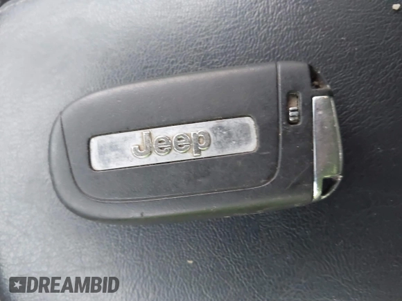 2017 Jeep Compass Latitude with VIN 3C4NJDBB5HT631320, listed as a IAAI auction lot 41446430 with 122,043 mi miles. Bid and sale history available at carsss.com. Image 11.