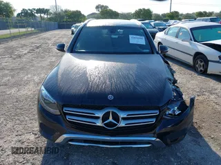 2018 Mercedes-Benz GLC 300 z VIN WDC0G4JB0JV029239, wystawiony jako IAAI lot #42050508 z przebiegiem 94 463 mil mil oraz . Historia ofert i sprzedaży dostępna na DreamBid. Obrazek 12.