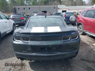 2011 Chevrolet Camaro 2SS with VIN 2G1FK1EJ3B9123949, listed as a IAAI auction lot 41860752 with 81,097 mi miles and . Bid and sale history available at DreamBid. Image 17.