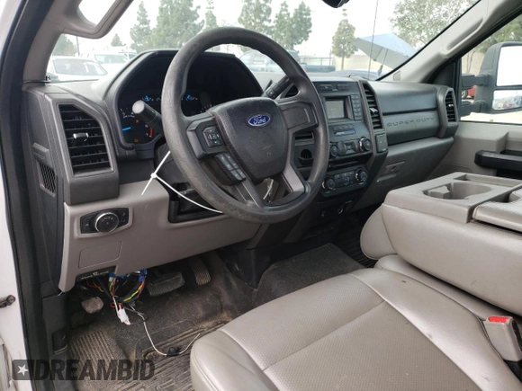 2017 Ford F-250 XL with VIN 1FTBF2A64HEE26438, listed as a Copart auction lot 45762404 with 133,077 mi miles and Salvage title. Bid and sale history available at DreamBid. Image 8.