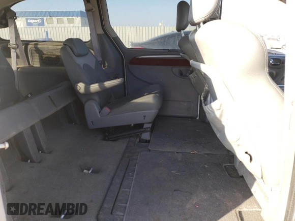 2007 Chrysler Town & Country LWB Limited with VIN 2A8GP64L47R305818, listed as a Copart auction lot 82684554 with 0 mi miles and Salvage Title. Bid and sale history available at carsss.com. Image 11.