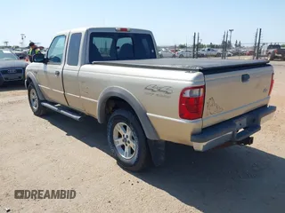 2002 Ford Ranger XL Fleet z VIN 1FTZR45E32PB74163, wystawiony jako IAAI lot #42444073 z przebiegiem 207 649 mil mil oraz . Historia ofert i sprzedaży dostępna na DreamBid. Obrazek 3.
