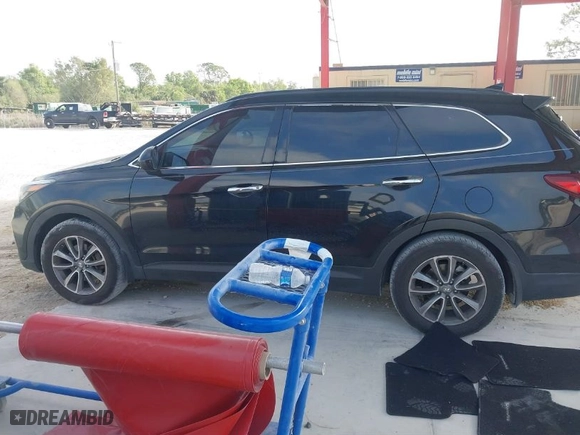 2019 Hyundai Santa Fe XL SE with VIN KM8SM4HF1KU297834, listed as a IAAI auction lot 41569741 with NaN miles. Bid and sale history available at carsss.com. Image 14.