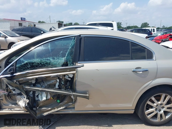 2009 Saturn Aura XR z VIN 1G8ZV57B99F234901, wystawiony jako IAAI lot #42148489 z przebiegiem Nie podano mil oraz . Historia ofert i sprzedaży dostępna na DreamBid. Obrazek 14.
