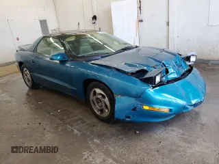 1995 Pontiac Firebird Firebird z VIN 2G2FS22S7S2240523, wystawiony jako Copart lot #57970545 z przebiegiem 119 682 mil mil oraz Szkoda całkowita • Salvage title. Historia ofert i sprzedaży dostępna na DreamBid. Obrazek 4.