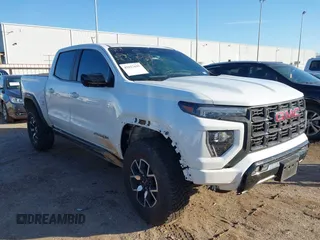 2023 GMC Canyon 4WD AT4X with VIN 1GTP6EEK4P1199532, listed as a IAAI auction lot 41027695 with 1 mi miles. Bid and sale history available at carsss.com. Image 1.
