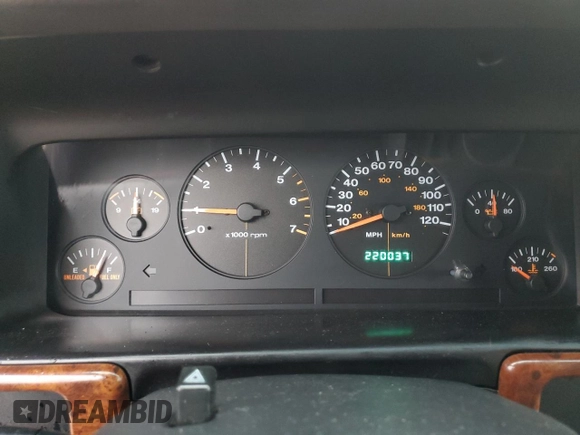 1996 Jeep Grand Cherokee Laredo with VIN 1J4GZ58S9TC172760, listed as a Copart auction lot 86086644 with 220,037 mi miles and Clean Title. Bid and sale history available at carsss.com. Image 9.