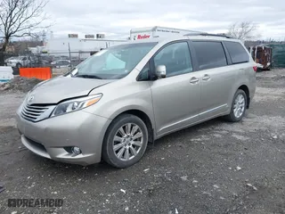 2017 Toyota Sienna XLE with VIN 5TDDZ3DC9HS166409, listed as a IAAI auction lot 41796702 with NaN miles. Bid and sale history available at carsss.com. Image 16.