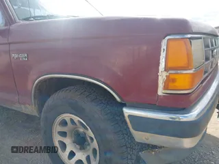 1992 Ford Ranger with VIN 1FTCR10A0NUA56005, listed as a IAAI auction lot 42005067 with 3,439 mi miles. Bid and sale history available at carsss.com. Image 6.