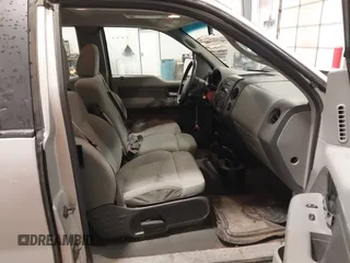 2007 Ford F-150 XLT с VIN 1FTPX14V77FA61813, выставлен на аукционе IAAI как лот 42034381 с пробегом 196 245 миль миль и . История ставок и продаж доступна на DreamBid. Изображение 5.