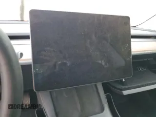 2023 Tesla Model 3 z VIN 5YJ3E1EA9PF656845, wystawiony jako Copart lot #53199405 z przebiegiem Nie podano mil oraz Szkoda całkowita • Salvage title. Historia ofert i sprzedaży dostępna na DreamBid. Obrazek 9.