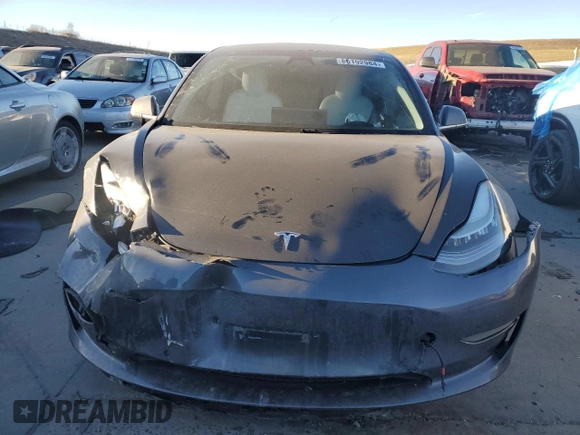 2019 Tesla Model 3 Long Range with VIN 5YJ3E1EB8KF477004, listed as a Copart auction lot 86192984 with 0 mi miles and Salvage Title. Bid and sale history available at carsss.com. Image 5.