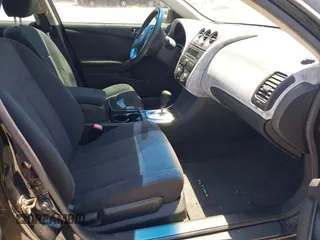 2010 Nissan Altima 2.5 SL with VIN 1N4AL2AP8AC146641, listed as a IAAI auction lot 42061714 with 88,858 mi miles. Bid and sale history available at carsss.com. Image 5.