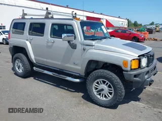 2006 Hummer H3 z VIN 5GTDN136168288994, wystawiony jako IAAI lot #42417183 z przebiegiem 205 760 mil mil oraz . Historia ofert i sprzedaży dostępna na DreamBid. Obrazek 1.