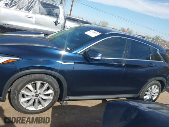 2019 Infiniti QX50 Essential z VIN 3PCAJ5M16KF104787, wystawiony jako IAAI lot #42239714 z przebiegiem 83 052 mil mil oraz . Historia ofert i sprzedaży dostępna na DreamBid. Obrazek 13.