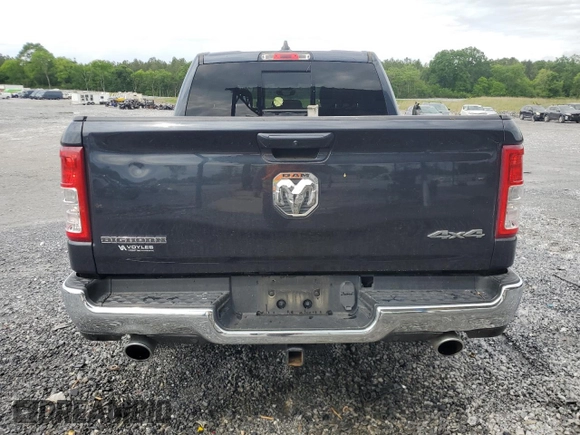 2021 Ram 1500 Big Horn z VIN 1C6SRFFT5MN695160, wystawiony jako Copart lot #54244825 z przebiegiem 118 241 mil mil oraz Szkoda całkowita • Salvage title. Historia ofert i sprzedaży dostępna na DreamBid. Obrazek 6.