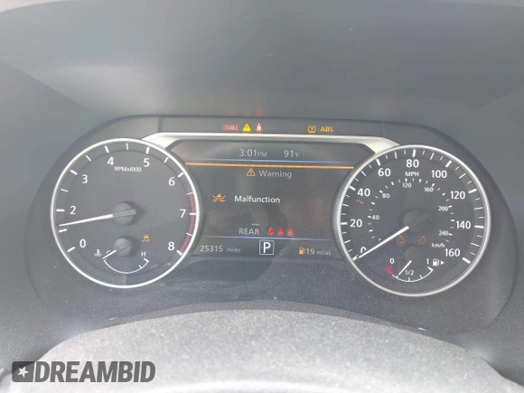 2024 Nissan Sentra SV with VIN 3N1AB8CV8RY378402, listed as a IAAI auction lot 42121906 with 25,315 mi miles and . Bid and sale history available at DreamBid. Image 14.
