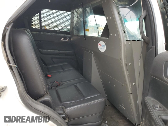 2015 Ford Utility Police Interceptor with VIN 1FM5K8AR7FGC66770, listed as a Copart auction lot 61900984 with 278,249 mi miles and Salvage Title. Bid and sale history available at carsss.com. Image 10.
