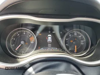 2017 Jeep Cherokee Limited с VIN 1C4PJMDB7HW618553, выставлен на аукционе Copart как лот 54724605 с пробегом 89 911 миль миль и Списание • Salvage title. История ставок и продаж доступна на DreamBid. Изображение 9.