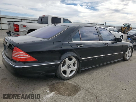 2003 Mercedes-Benz S-Class 5.0L with VIN WDBNG75J83A326783, listed as a Copart auction lot 81931274 with 242,197 mi miles and Clean Title. Bid and sale history available at carsss.com. Image 3.