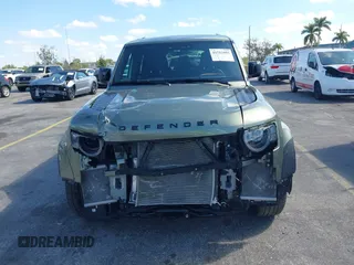 2024 Land Rover Defender X-Dynamic SE с VIN SALE2FEU8R2320398, выставлен на аукционе IAAI как лот 41513491 с пробегом 9 082 миль миль и . История ставок и продаж доступна на DreamBid. Изображение 12.