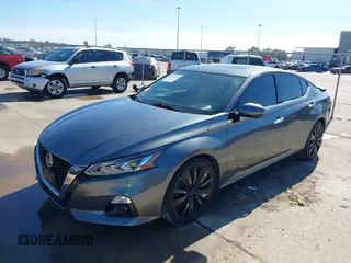 2020 Nissan Altima Platinum with VIN 1N4BL4FV6LN309754, listed as a IAAI auction lot 41356830 with 84,168 mi miles and . Bid and sale history available at carsss.com. Image 18.