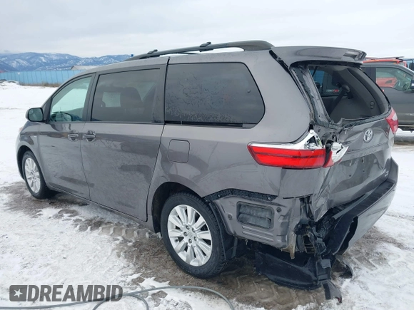 2016 Toyota Sienna LE with VIN 5TDJK3DC6GS142669, listed as a IAAI auction lot 41436771 with 135,715 mi miles. Bid and sale history available at carsss.com. Image 3.