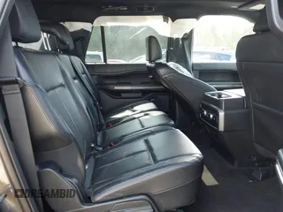 2021 Ford Expedition Max XLT с VIN 1FMJK1JT3MEA47718, выставлен на аукционе IAAI как лот 42453103 с пробегом 31 624 миль миль и . История ставок и продаж доступна на DreamBid. Изображение 8.