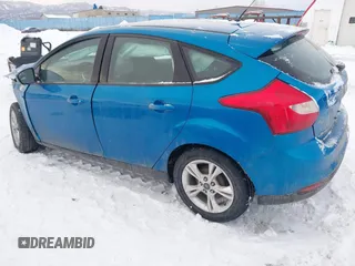 2014 Ford Focus SE with VIN 1FADP3K22EL176833, listed as a IAAI auction lot 41509937 with Not Provided miles. Bid and sale history available at carsss.com. Image 3.