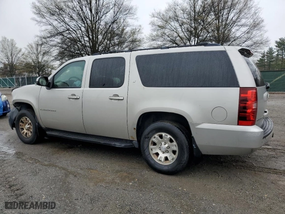 2009 Chevrolet Suburban LT w/2LT with VIN 1GNFK26359R269967, listed as a Copart auction lot 51189125 with 370,604 mi miles and Clean Title. Bid and sale history available at carsss.com. Image 2.