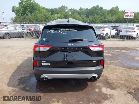 2021 Ford Escape SE Hybrid with VIN 1FMCU0BZ3MUA36546, listed as a IAAI auction lot 42465773 with 13,413 mi miles and . Bid and sale history available at DreamBid. Image 17.