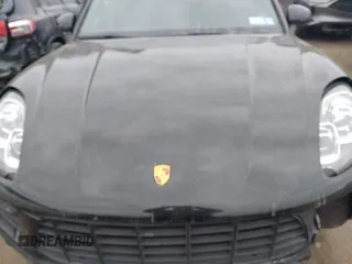 2018 Porsche Macan with VIN WP1AA2A59JLB20286, listed as a IAAI auction lot 41286270 with 64,664 mi miles. Bid and sale history available at carsss.com. Image 10.