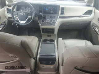 2015 Toyota Sienna XLE с VIN 5TDYK3DC8FS671800, выставлен на аукционе Copart как лот 49820685 с пробегом 110 256 миль миль и Списание • Salvage title. История ставок и продаж доступна на DreamBid. Изображение 8.