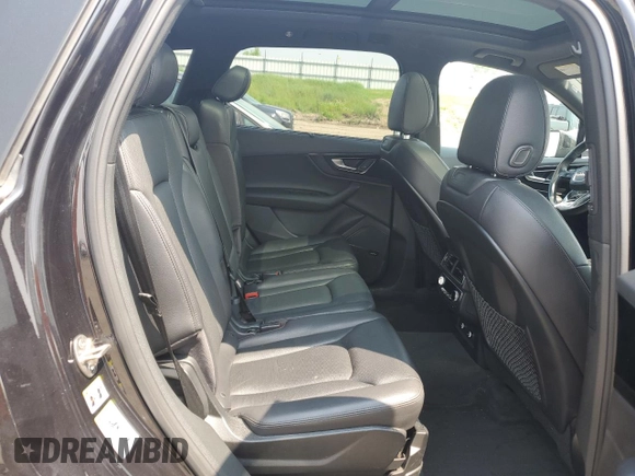 2019 Audi Q7 Prestige z VIN WA1VAAF70KD049766, wystawiony jako Copart lot #59126565 z przebiegiem 131 154 mil mil oraz Czysty tytuł • Clean title. Historia ofert i sprzedaży dostępna na DreamBid. Obrazek 11.