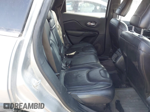 2014 Jeep Cherokee Limited with VIN 1C4PJMDS0EW232018, listed as a IAAI auction lot 41892070 with 224,372 mi miles. Bid and sale history available at carsss.com. Image 8.